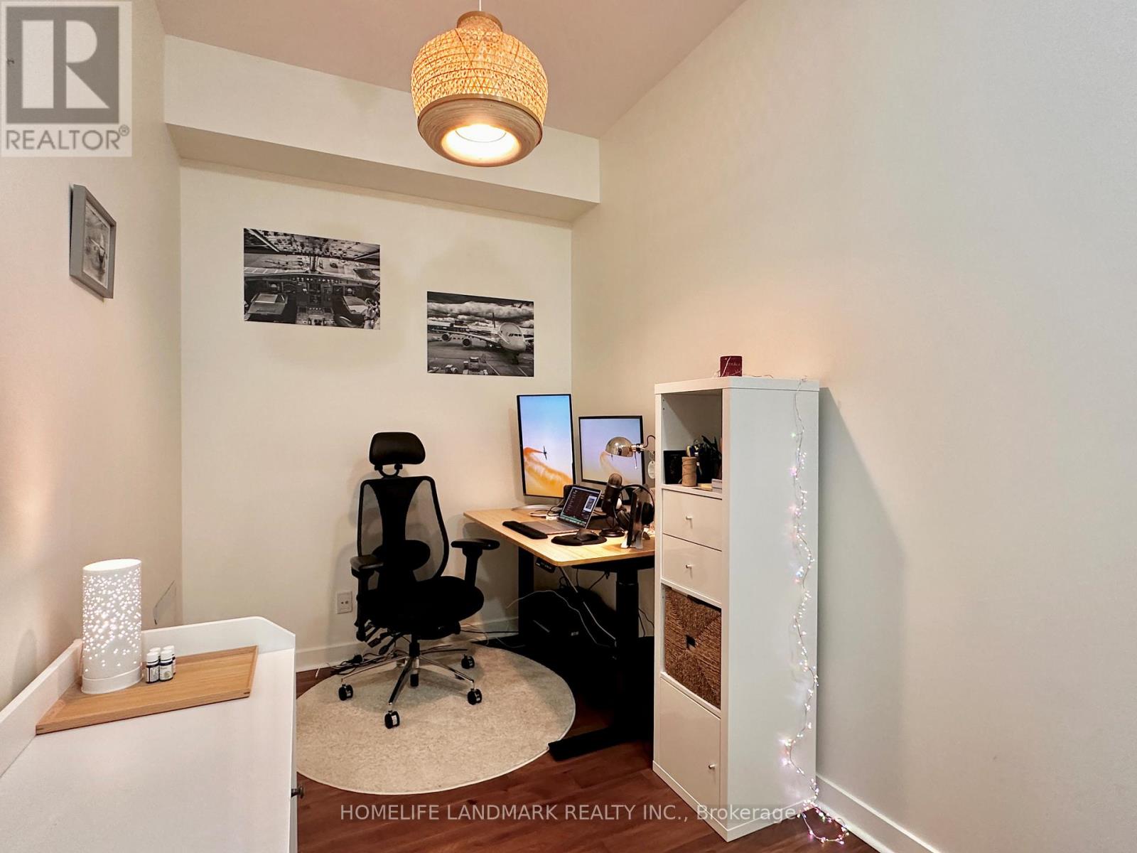 2206 - 126 Simcoe Street, Toronto, Ontario  M5H 4E6 - Photo 8 - C12684810