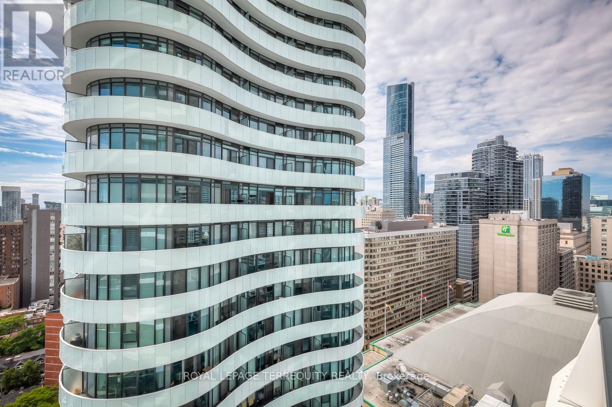 2701 - 85 Wood Street, Toronto, Ontario  M4Y 0E8 - Photo 19 - C12684822