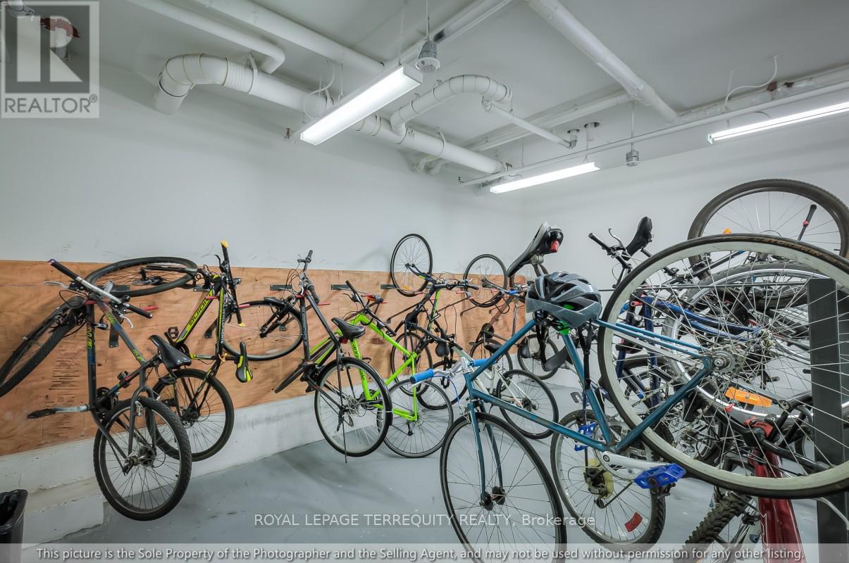 2701 - 85 Wood Street, Toronto, Ontario  M4Y 0E8 - Photo 28 - C12684822