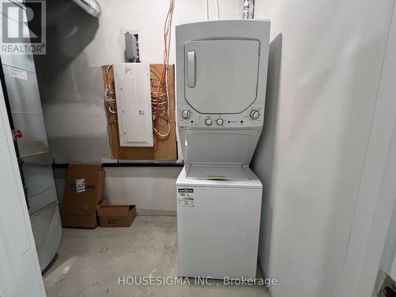 Laneway Lower - 104 Pembroke Street, Toronto, Ontario  M5A 2N8 - Photo 11 - C12684840