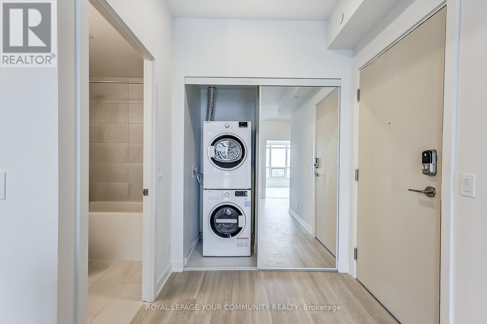 A2011 - 30 Upper Mall Way, Vaughan, Ontario  L4J 0L8 - Photo 21 - N12684808