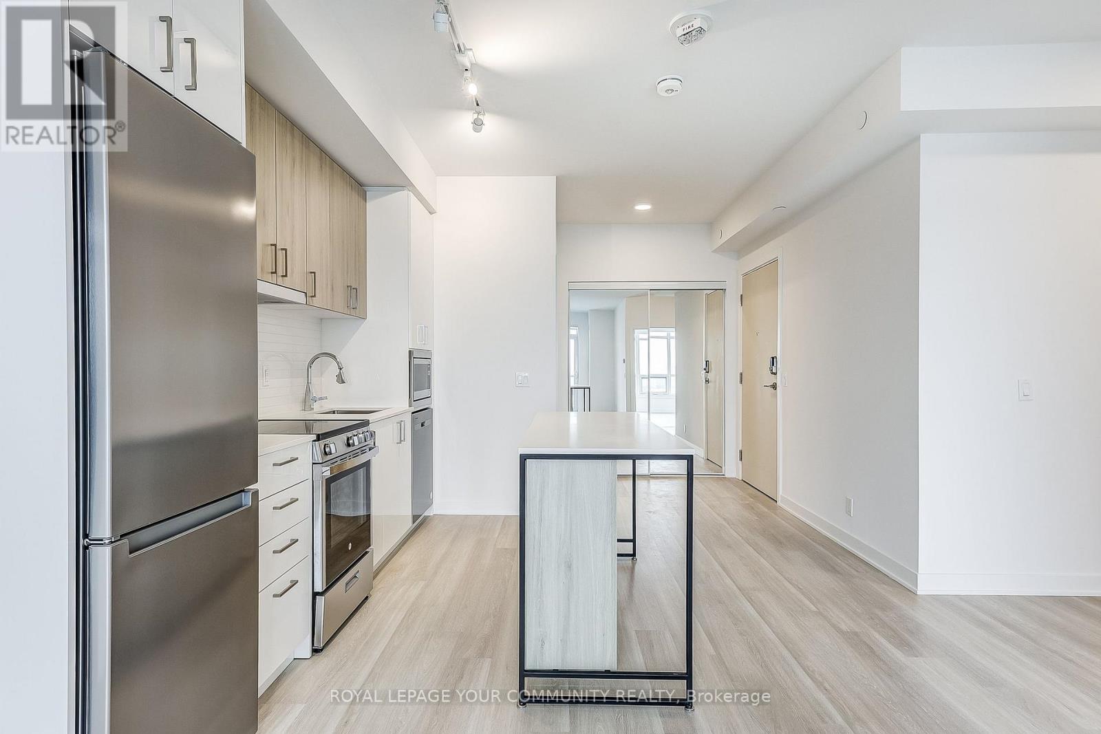 A2011 - 30 Upper Mall Way, Vaughan, Ontario  L4J 0L8 - Photo 7 - N12684808