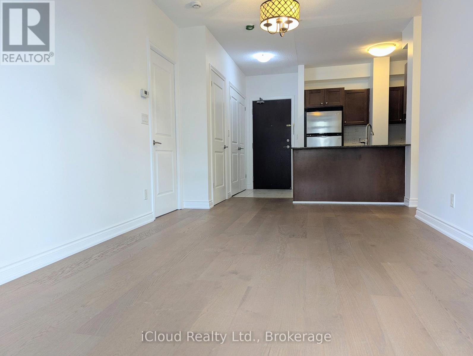 333 - 281 Woodbridge Avenue, Vaughan, Ontario  L4L 0C6 - Photo 10 - N12684828