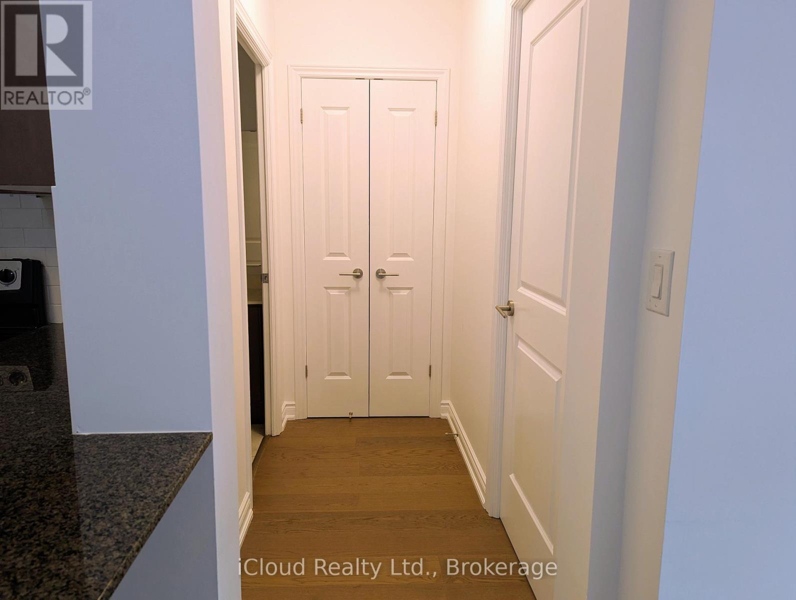 333 - 281 Woodbridge Avenue, Vaughan, Ontario  L4L 0C6 - Photo 14 - N12684828