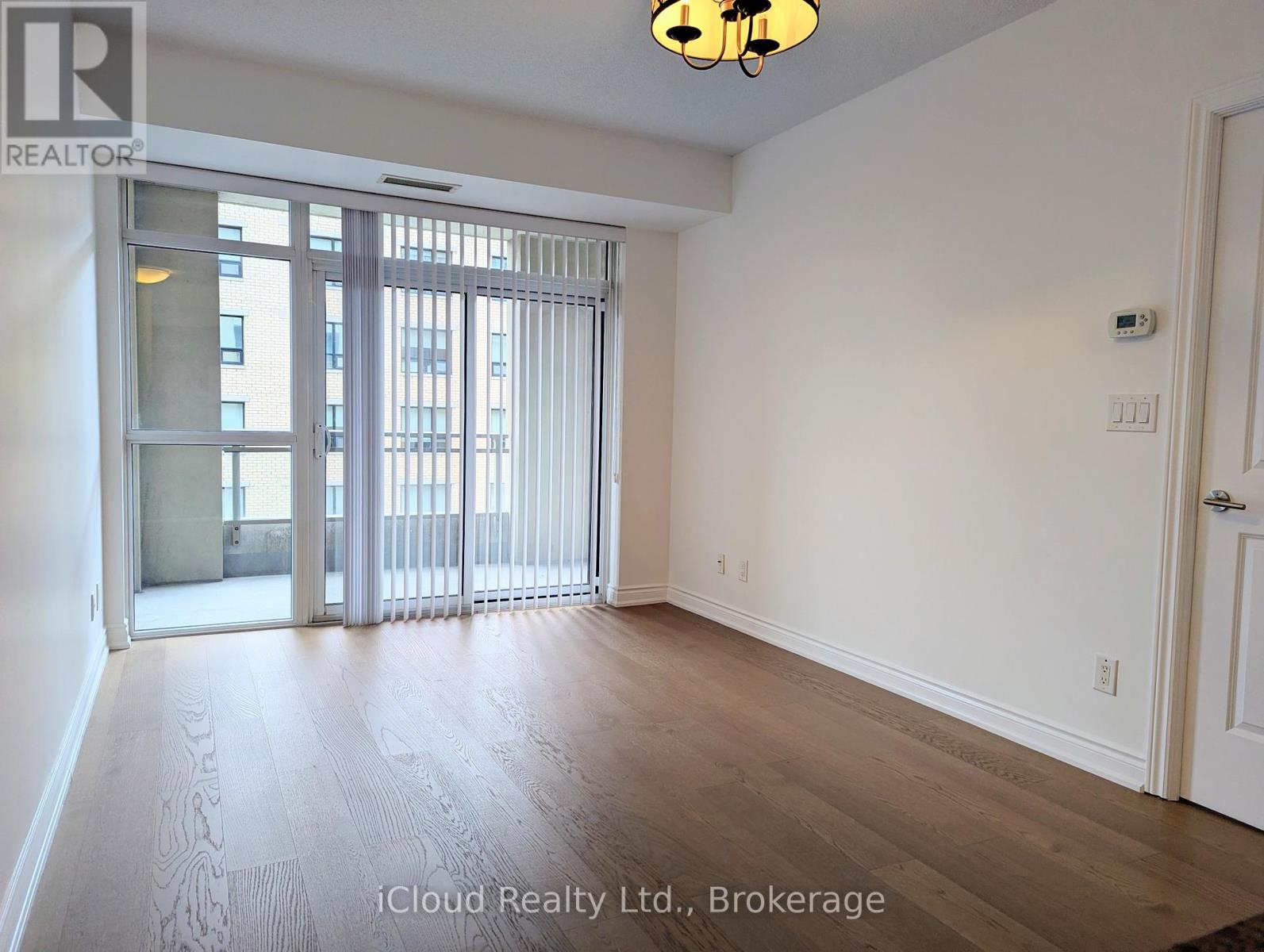 333 - 281 Woodbridge Avenue, Vaughan, Ontario  L4L 0C6 - Photo 9 - N12684828