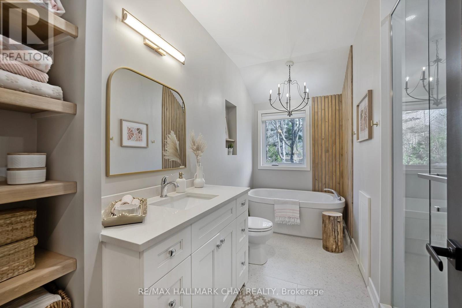 1359 Old Barrie Road E, Oro-Medonte, Ontario  L0L 1T0 - Photo 33 - S12684820