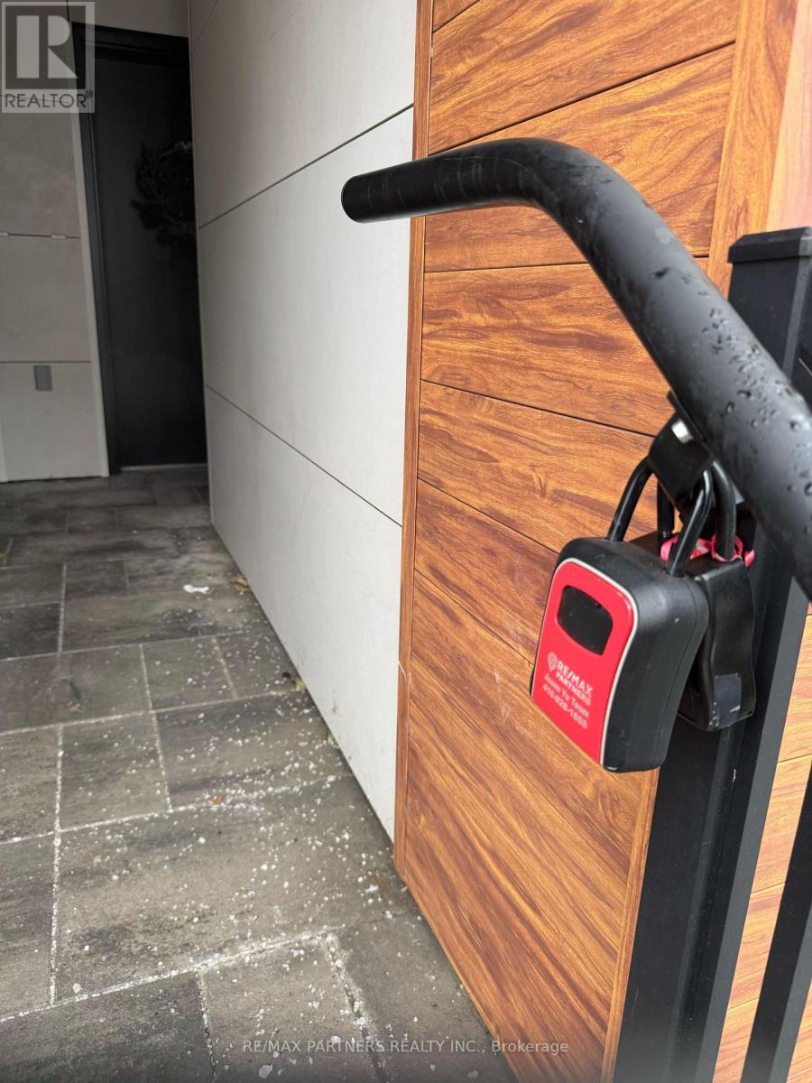 924 - 2 Steckley House Lane, Richmond Hill, Ontario  L4S 0N4 - Photo 20 - N12684844