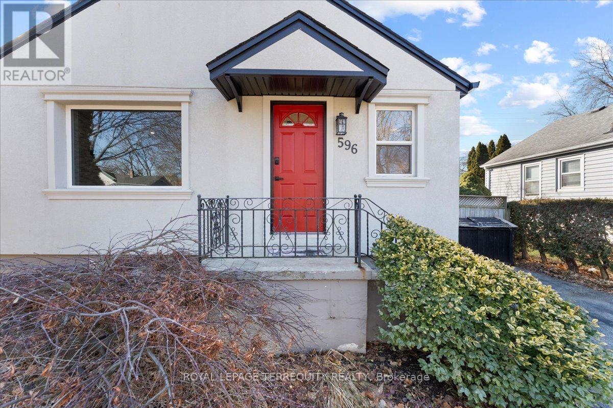 596 HAGER AVENUE, Burlington, Ontario