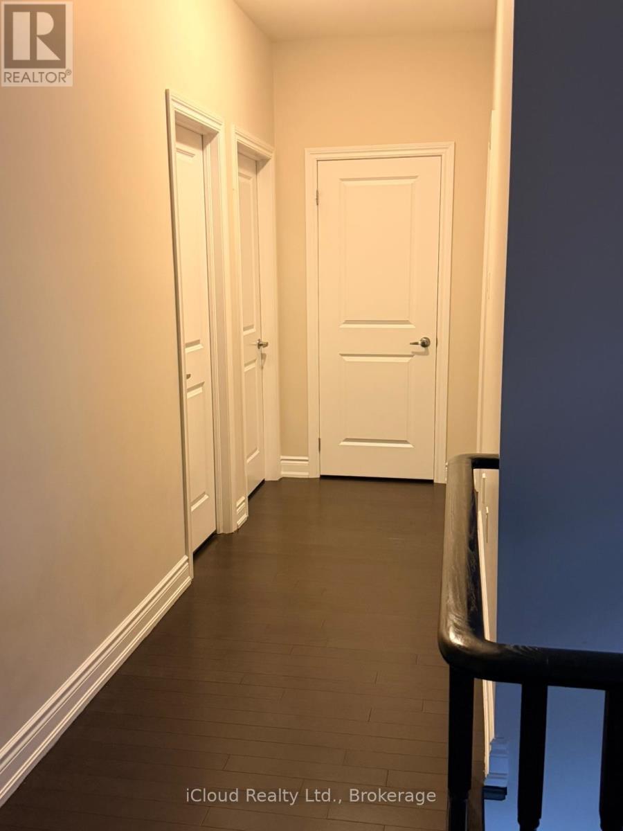 Upper - 16 Provost Trail, Brampton, Ontario  L6Y 6E7 - Photo 11 - W12684806