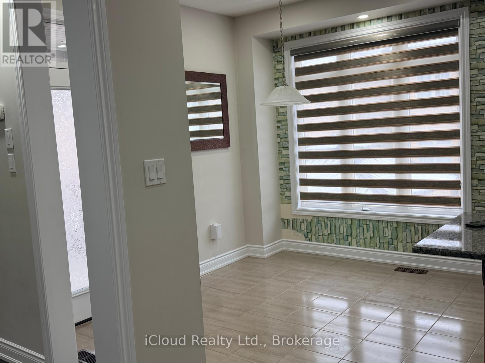 Upper - 16 Provost Trail, Brampton, Ontario  L6Y 6E7 - Photo 17 - W12684806