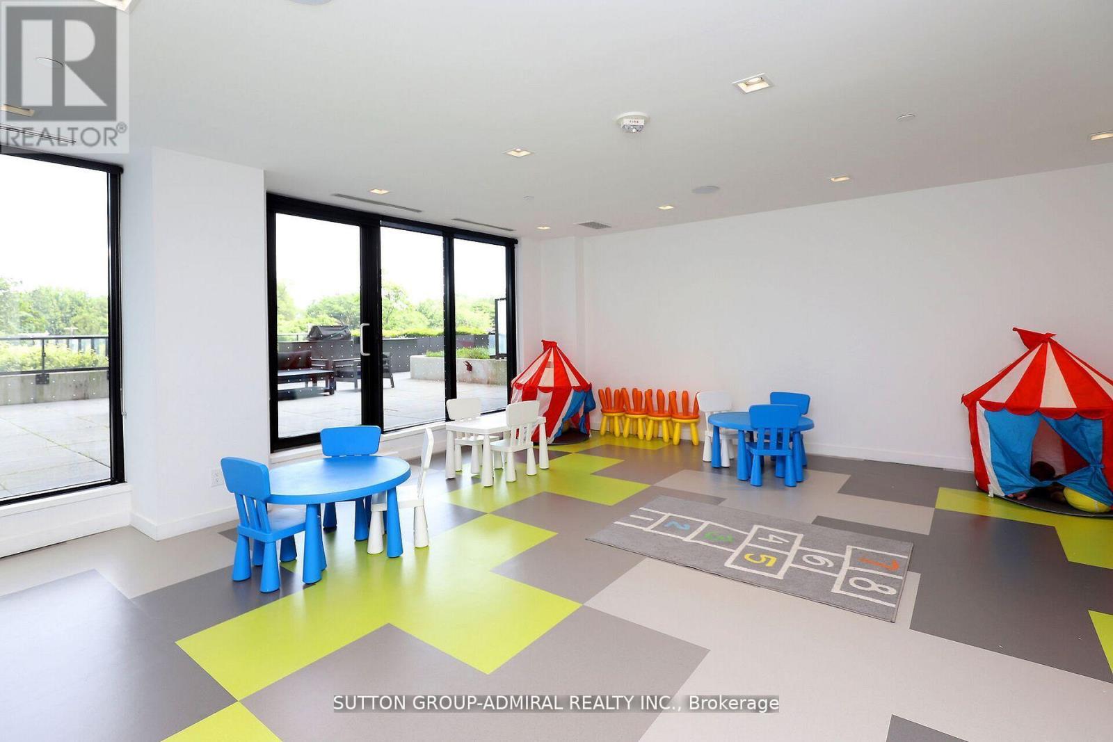 323 - 7 Smith Crescent, Toronto, Ontario  M8Z 0G3 - Photo 21 - W12684838