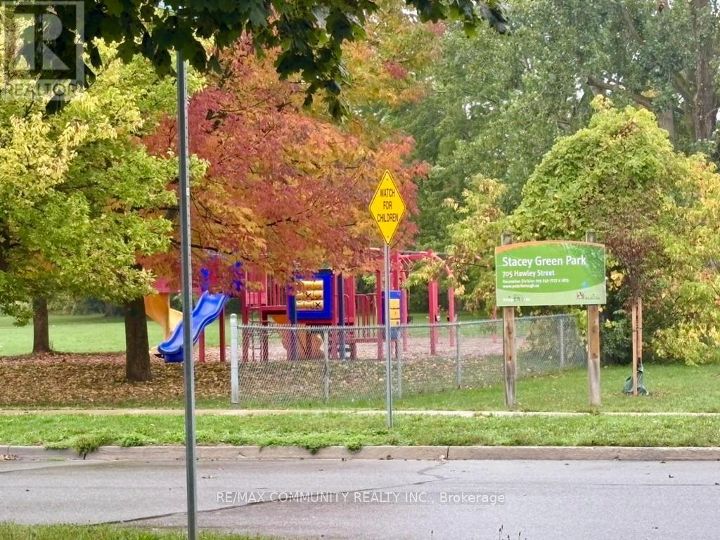 Bsmt - 693 Hawley Street, Peterborough, Ontario  K9J 4C7 - Photo 3 - X12684818