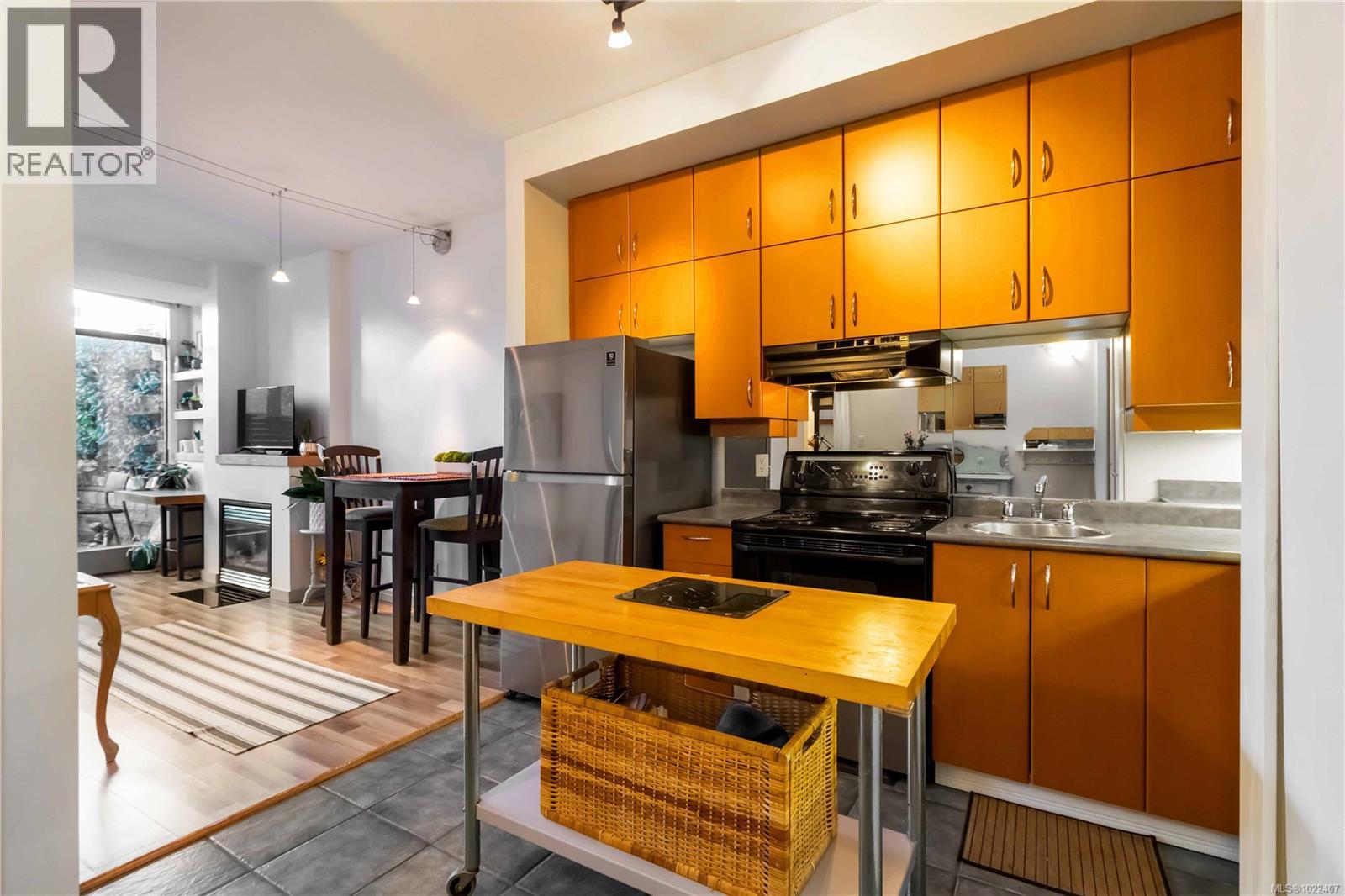 117 409 Swift St, Victoria, British Columbia  V8W 1S2 - Photo 5 - 1022407