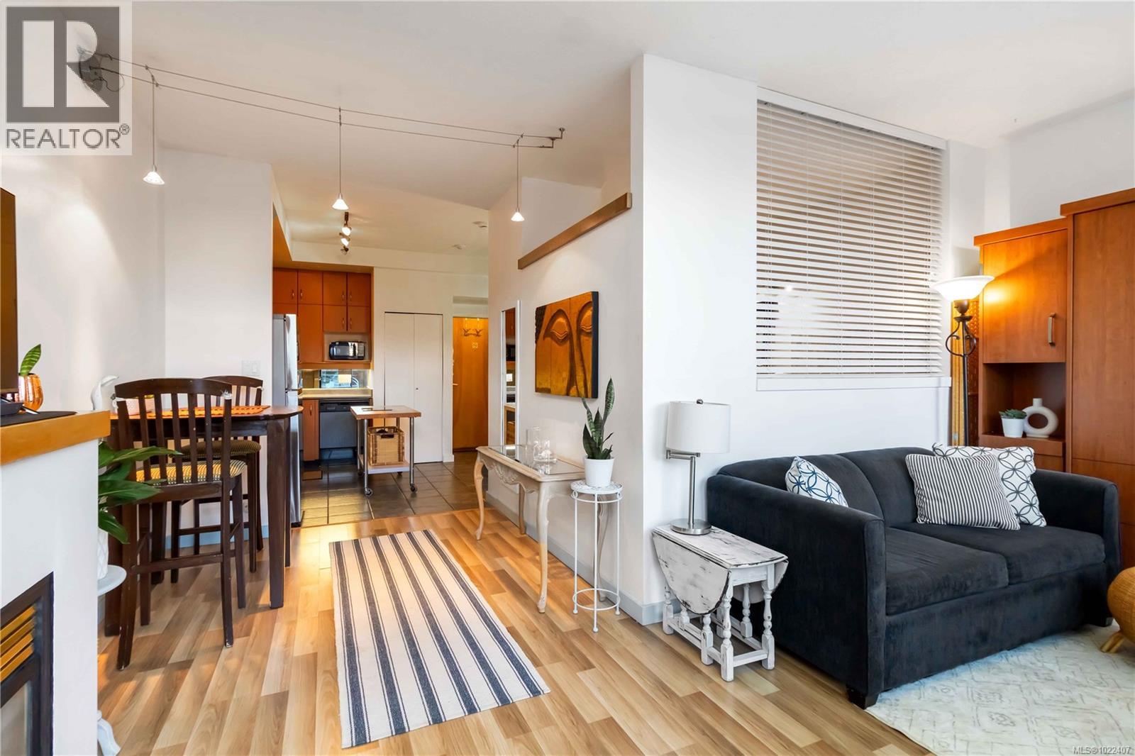 117 409 Swift St, Victoria, British Columbia  V8W 1S2 - Photo 8 - 1022407