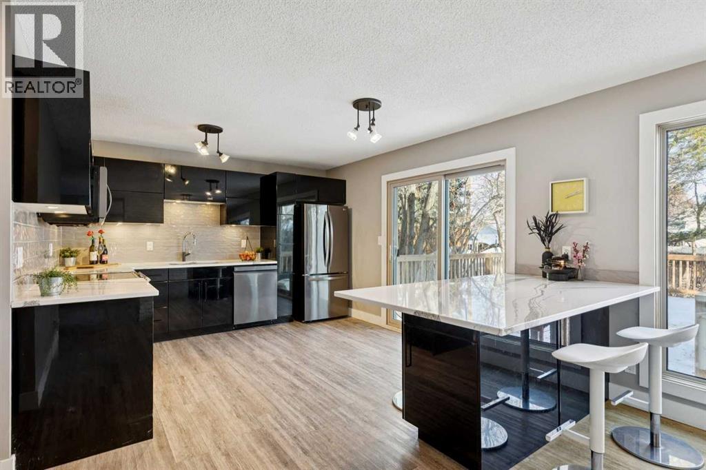 5432 Silverdale Drive Nw, Calgary, Alberta  T3B 3M8 - Photo 8 - A2276462