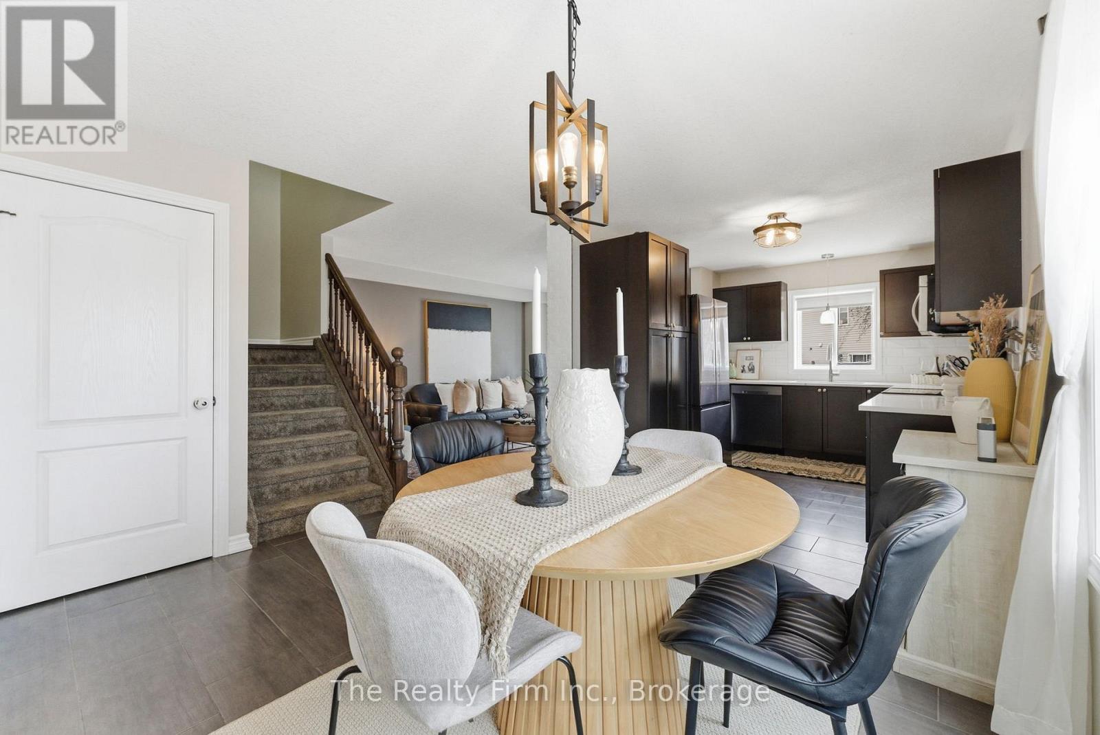 721 Crawford Crescent, Woodstock, Ontario  N4S 0B7 - Photo 12 - X12684880