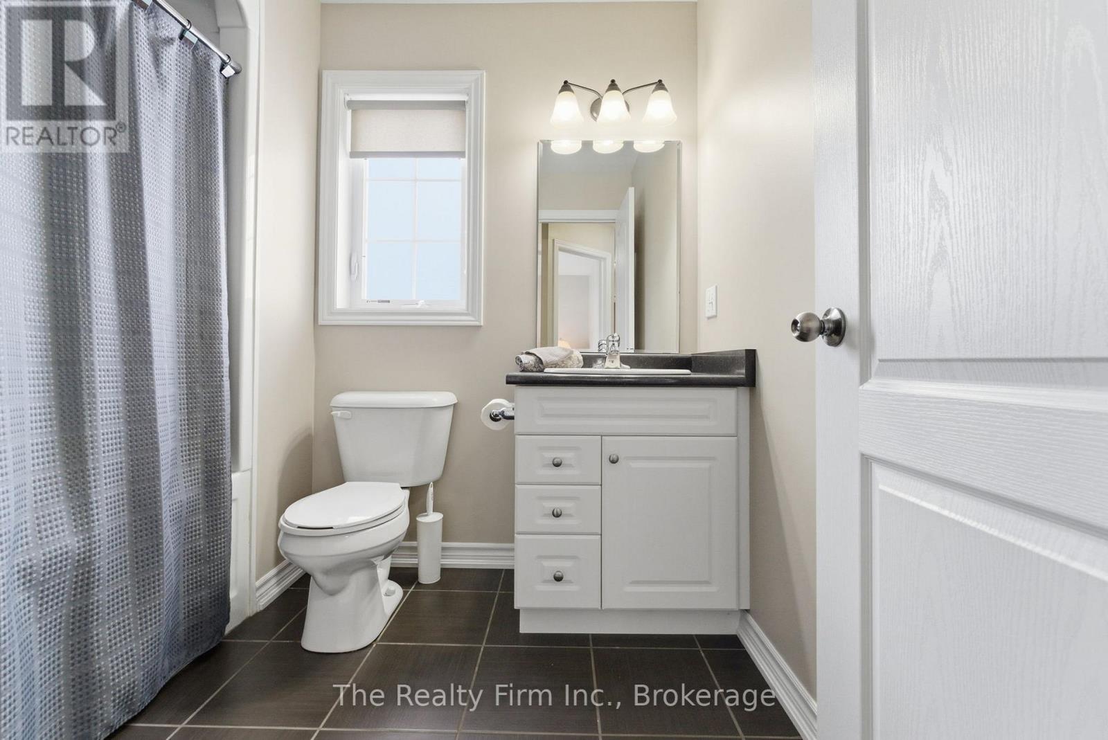 721 Crawford Crescent, Woodstock, Ontario  N4S 0B7 - Photo 26 - X12684880