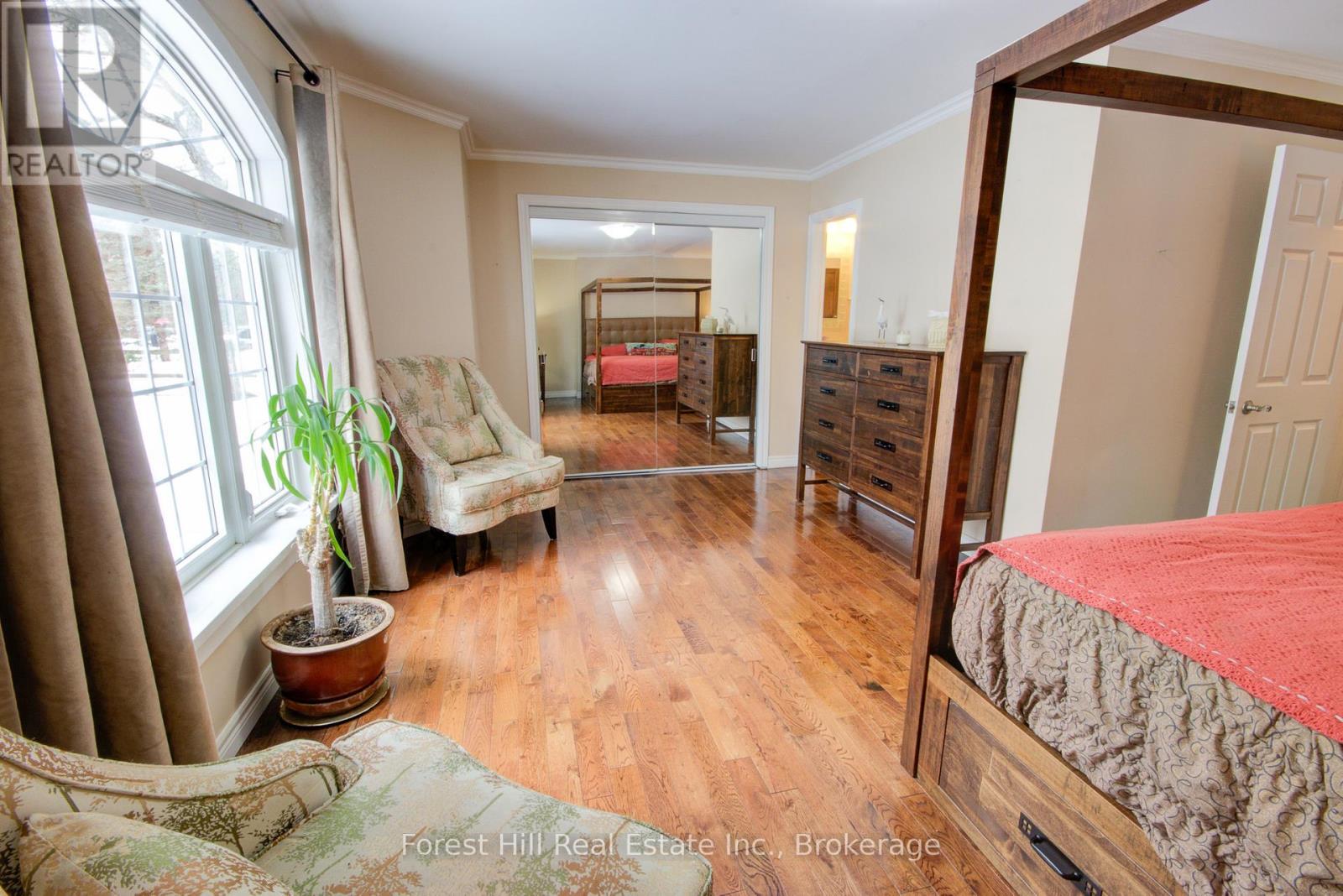 33 Meadow Heights Drive, Bracebridge (Monck (Bracebridge)), Ontario  P1L 1A2 - Photo 19 - X12684876