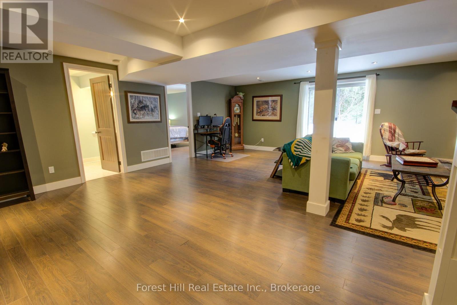 33 Meadow Heights Drive, Bracebridge (Monck (Bracebridge)), Ontario  P1L 1A2 - Photo 30 - X12684876