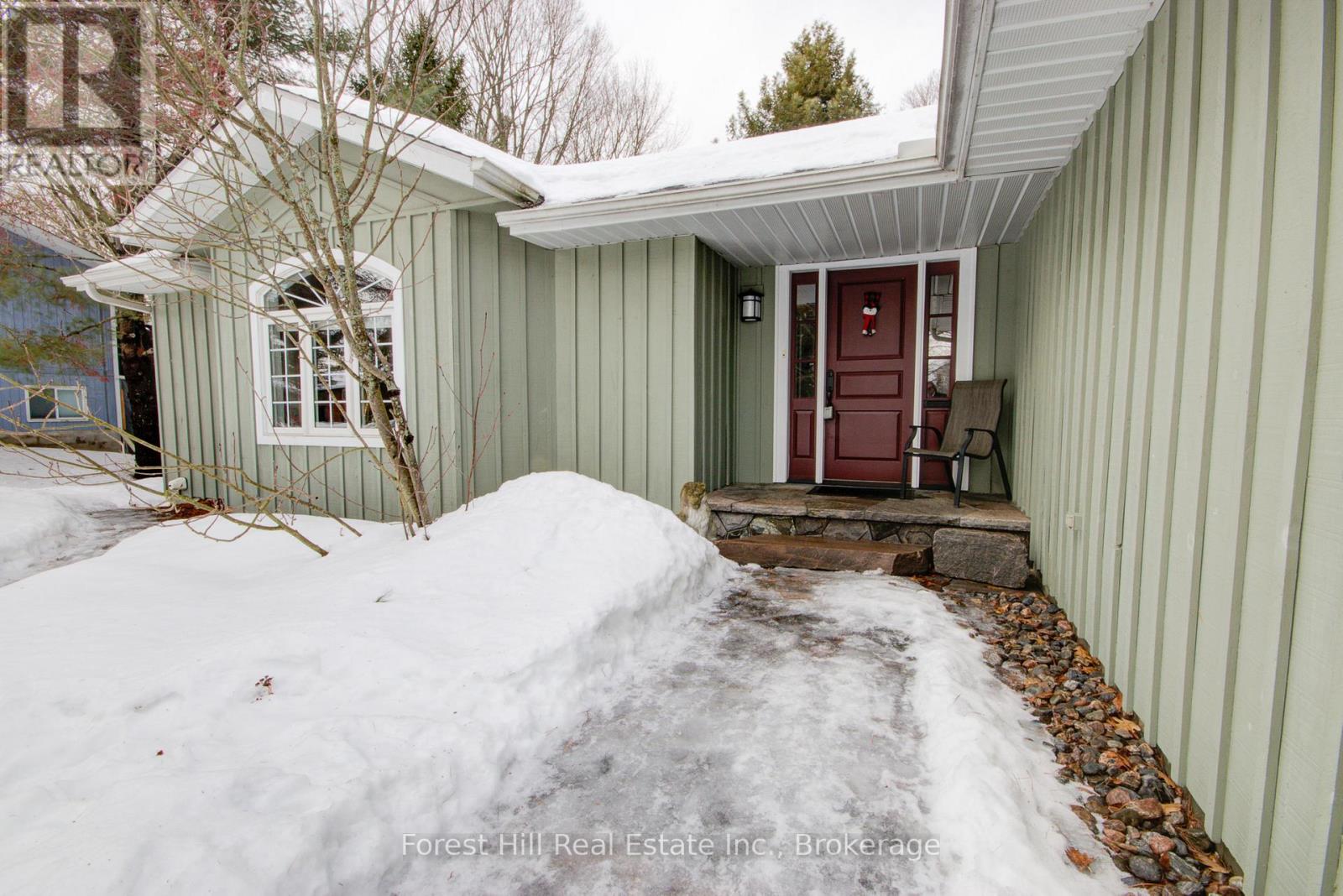 33 Meadow Heights Drive, Bracebridge (Monck (Bracebridge)), Ontario  P1L 1A2 - Photo 46 - X12684876