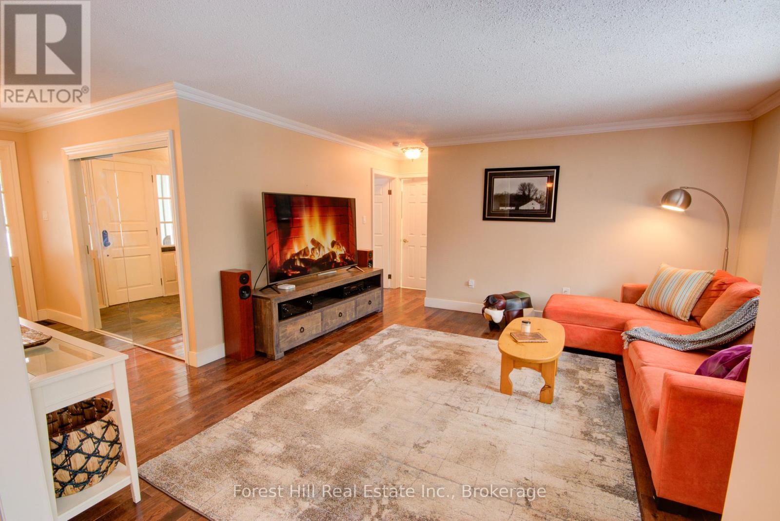 33 Meadow Heights Drive, Bracebridge (Monck (Bracebridge)), Ontario  P1L 1A2 - Photo 5 - X12684876