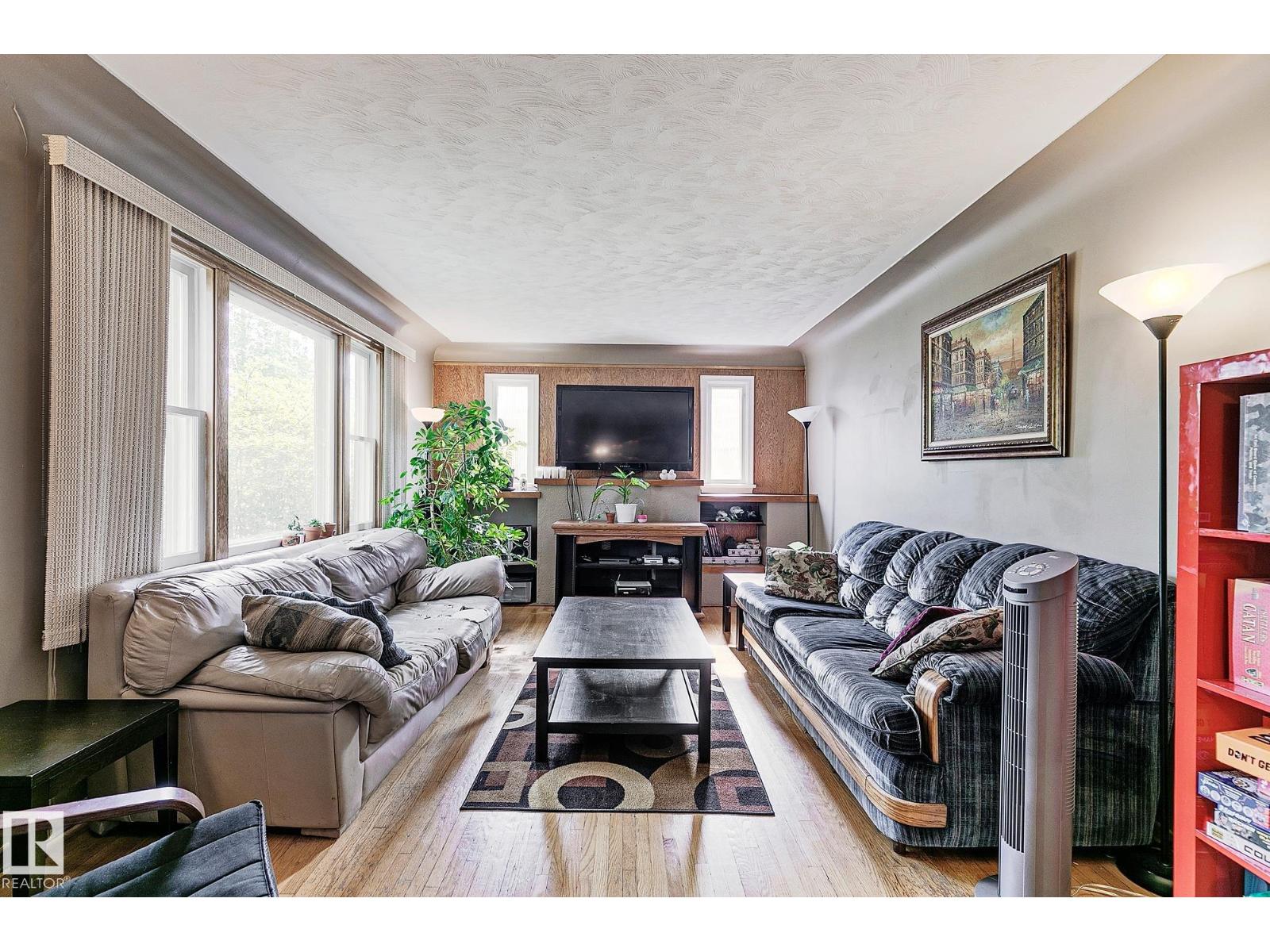 11559 80 Av Nw, Edmonton, Alberta  T6G 0R7 - Photo 8 - E4469137