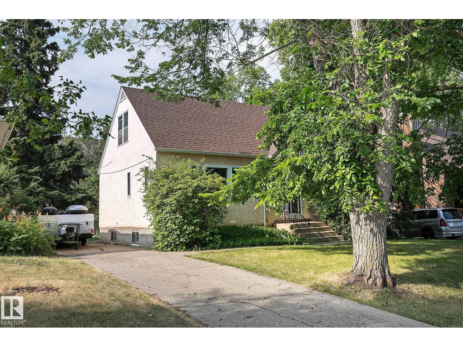 11559 80 Av Nw, Edmonton, Alberta  T6G 0R7 - Photo 3 - E4469137