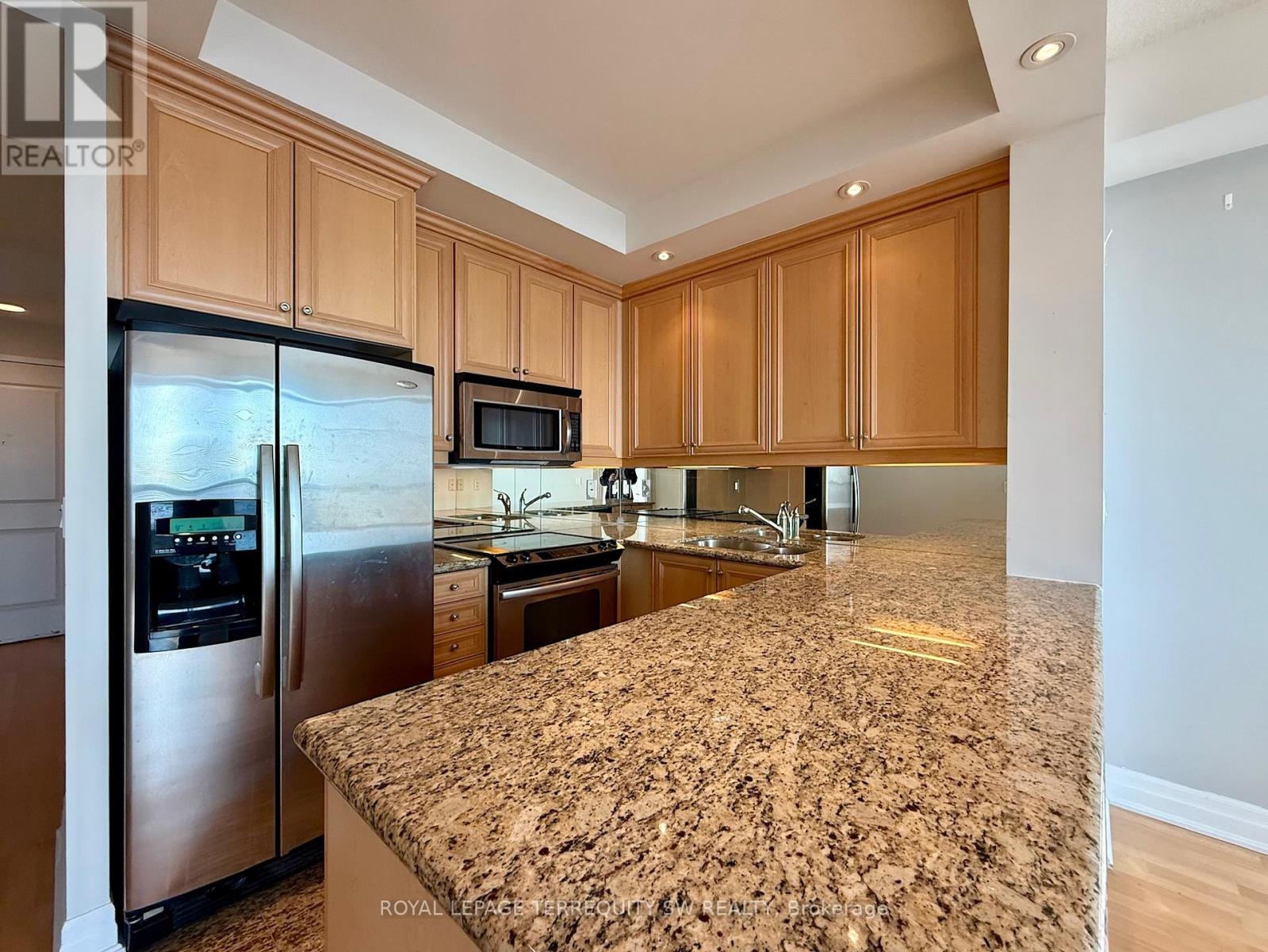 1413 - 628 Fleet Street, Toronto, Ontario  M5V 1A8 - Photo 2 - C12684860