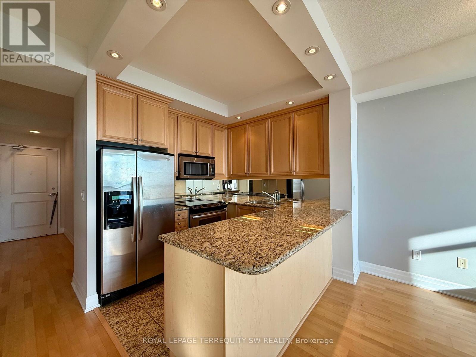 1413 - 628 Fleet Street, Toronto, Ontario  M5V 1A8 - Photo 3 - C12684860