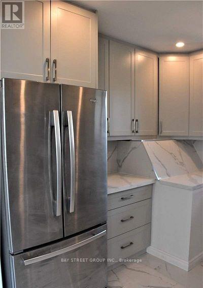 Main - 185 Taylor Mills Drive N, Richmond Hill, Ontario  L4C 2T5 - Photo 11 - N12684862