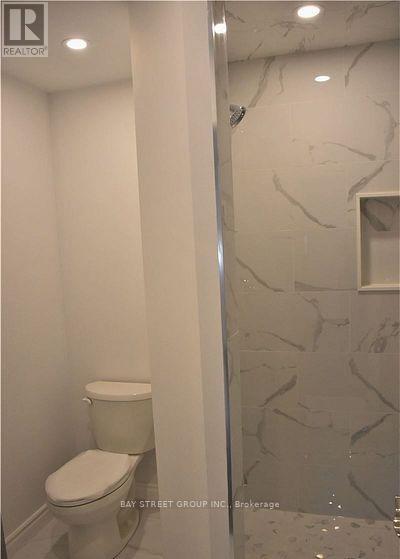 Main - 185 Taylor Mills Drive N, Richmond Hill, Ontario  L4C 2T5 - Photo 16 - N12684862