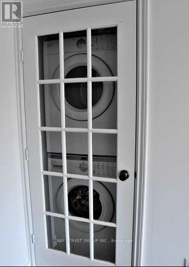 Main - 185 Taylor Mills Drive N, Richmond Hill, Ontario  L4C 2T5 - Photo 8 - N12684862