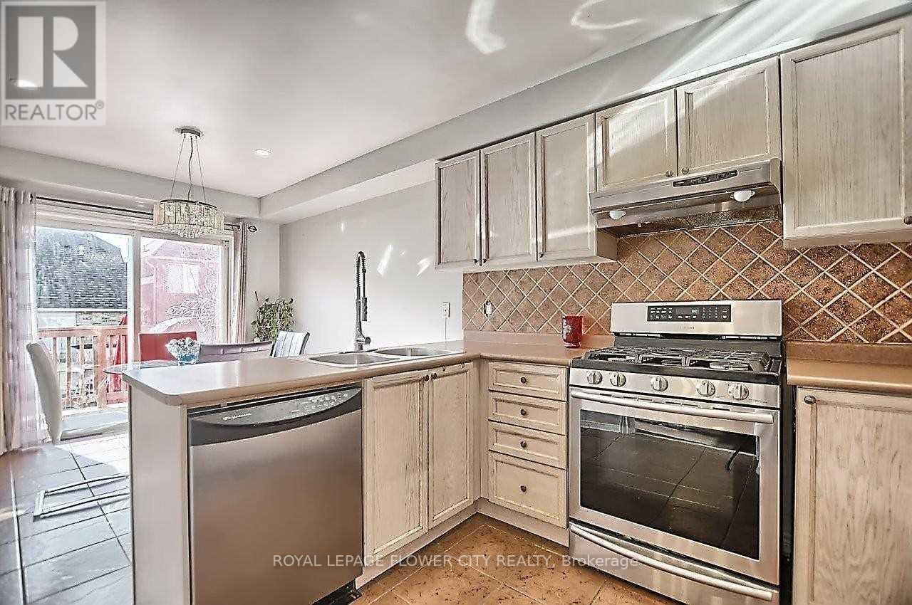 3087 Highbourne Crescent, Oakville, Ontario  L6M 5H1 - Photo 12 - W12684870