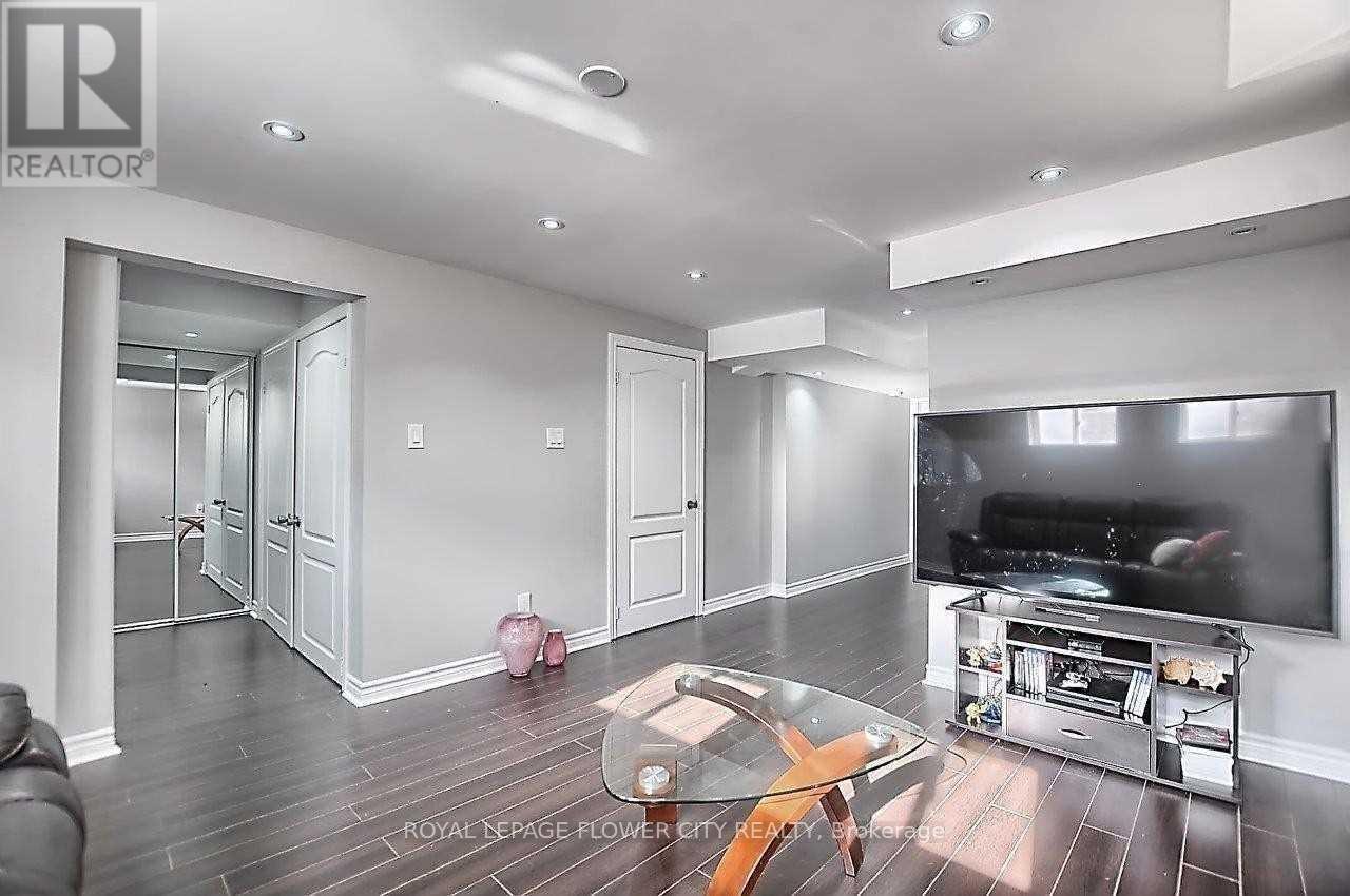 3087 Highbourne Crescent, Oakville, Ontario  L6M 5H1 - Photo 23 - W12684870