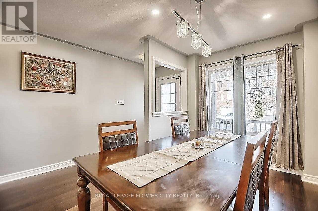 3087 Highbourne Crescent, Oakville, Ontario  L6M 5H1 - Photo 3 - W12684870