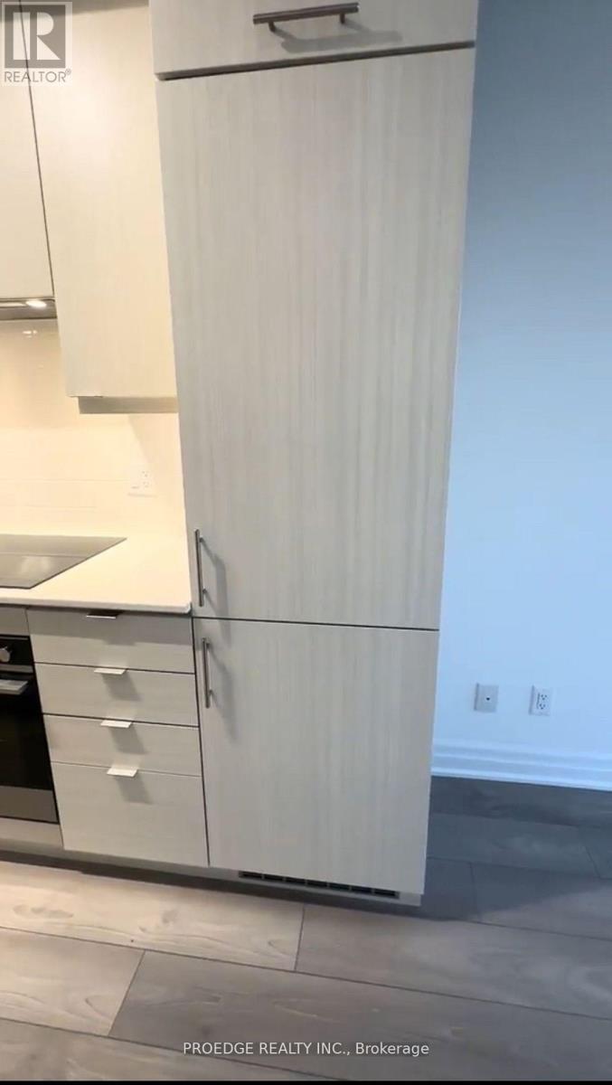 1606 - 36 Elm Drive W, Mississauga, Ontario  L5B 1L9 - Photo 5 - W12684882