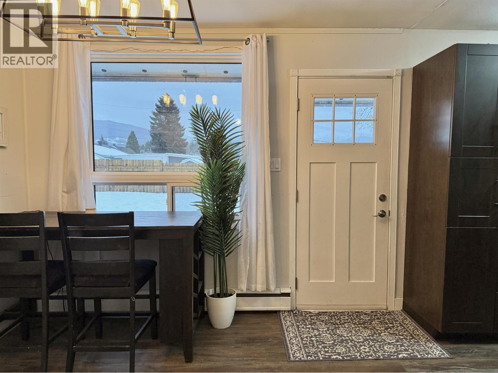 29 Saguenay Street, Kitimat, British Columbia  V8C 1W7 - Photo 5 - R3078040