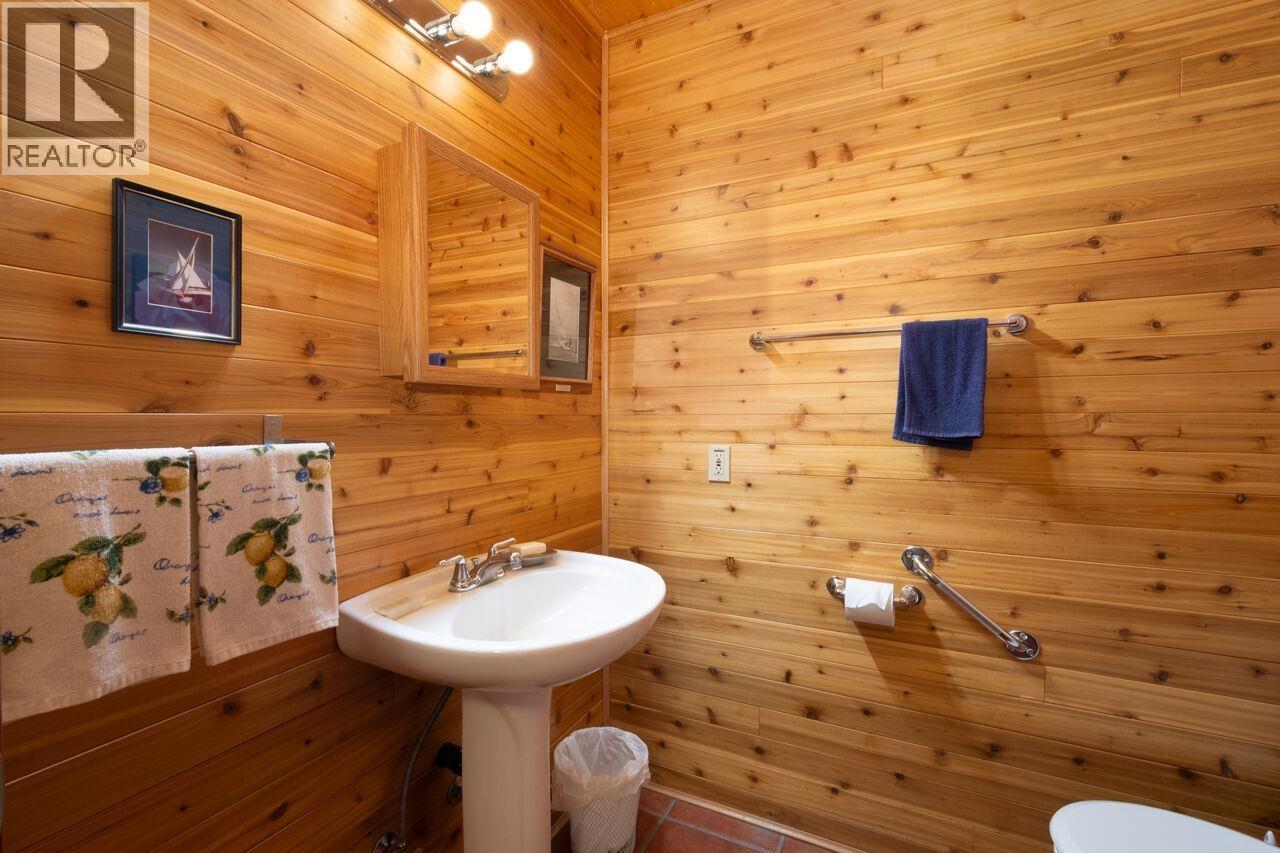 345 David Road, Bowen Island, British Columbia  V0N 1G1 - Photo 14 - R2997382