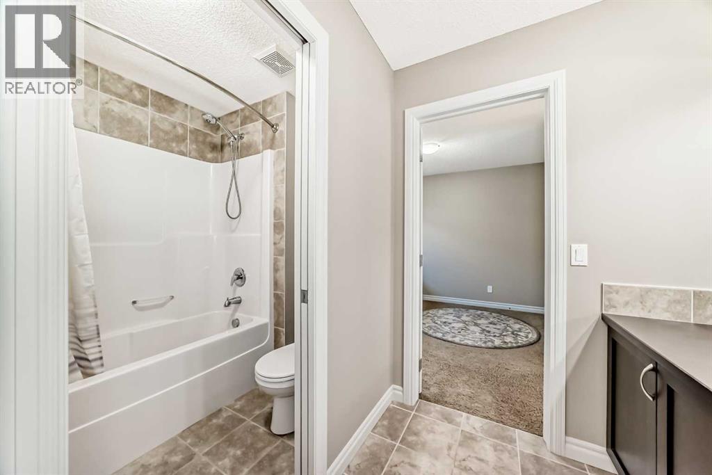 2159 Hillcrest Green Sw, Airdrie, Alberta  T4B 3W1 - Photo 27 - A2278444