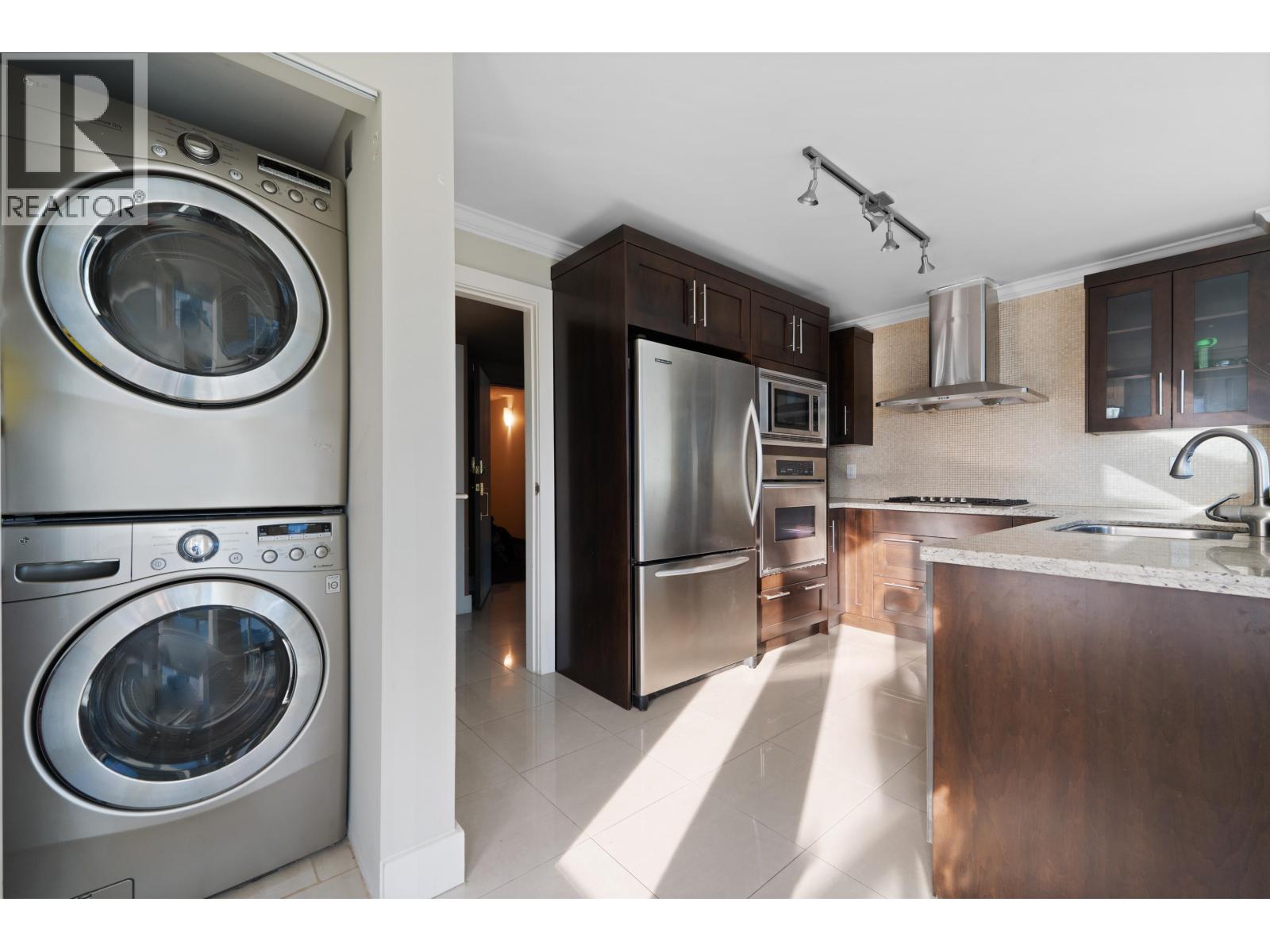 2303 1415 W Georgia Street, Vancouver, British Columbia  V6G 3C8 - Photo 21 - R3077888