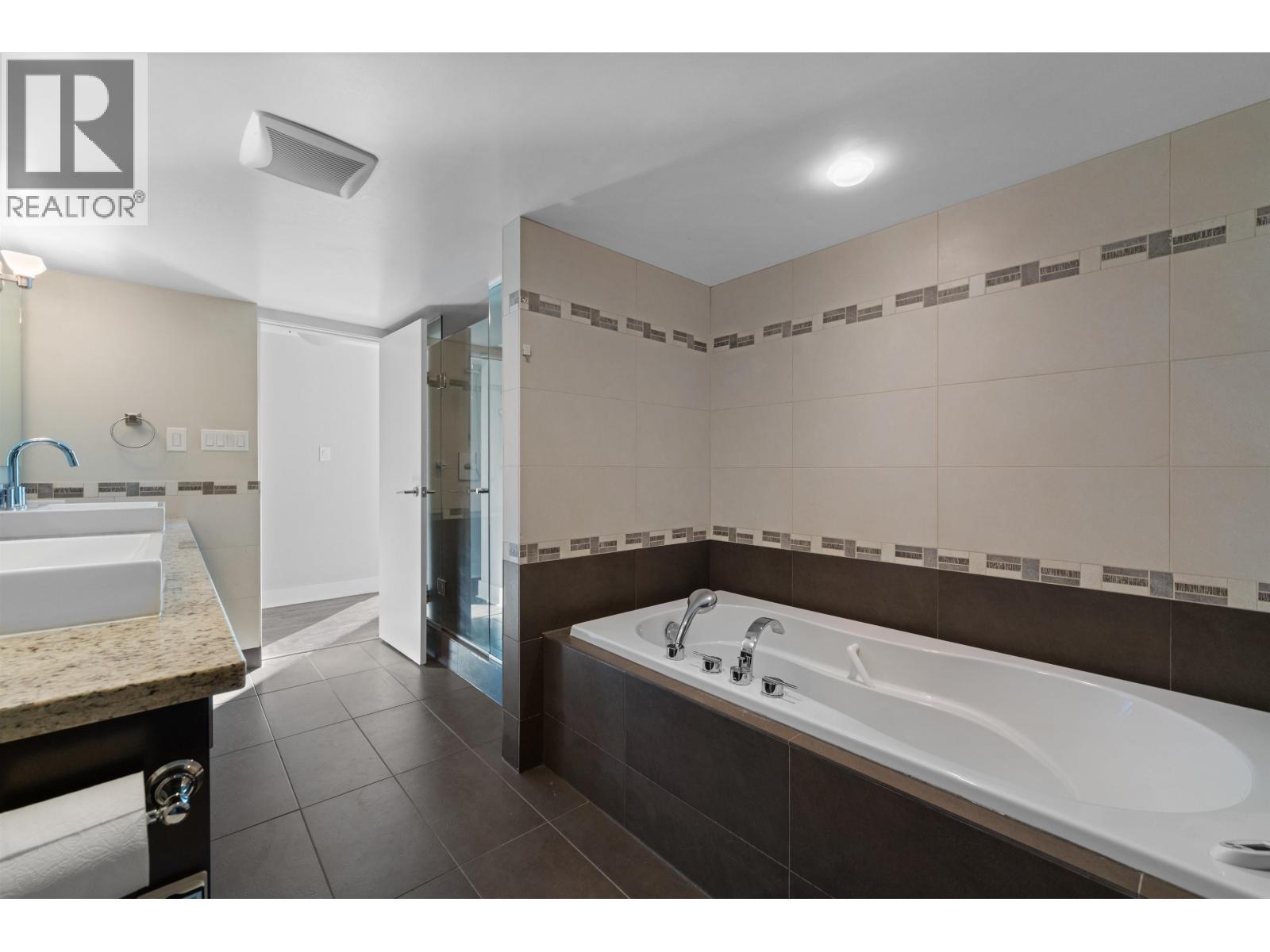 2303 1415 W Georgia Street, Vancouver, British Columbia  V6G 3C8 - Photo 26 - R3077888
