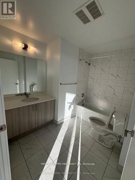 1202 - 1435 Celebration Drive, Pickering, Ontario  L1W 0C4 - Photo 8 - E12684908