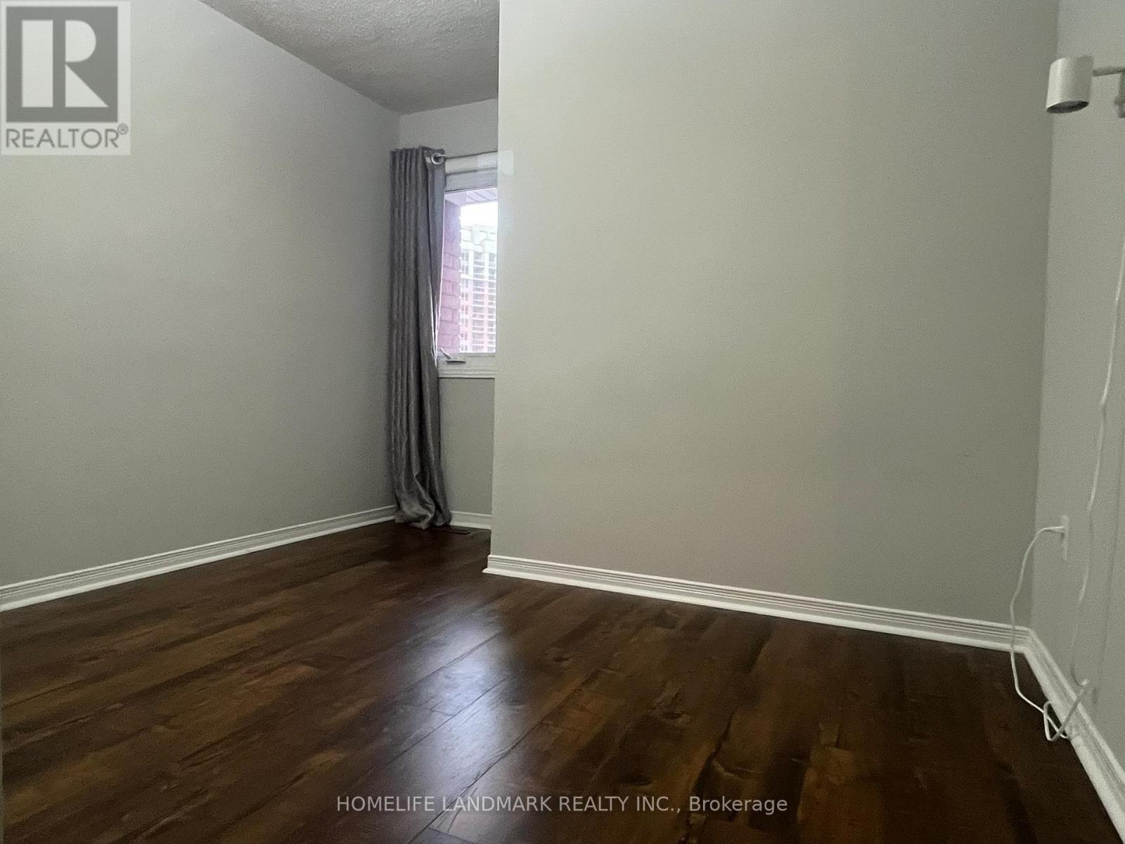 62 Beresford Drive, Richmond Hill, Ontario  L4B 4J5 - Photo 9 - N12684884