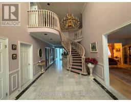 92 SPRINGBROOK DRIVE, Richmond Hill, Ontario