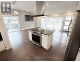 MAIN FLOOR - 18 DEERFIELD ROAD, Toronto, Ontario