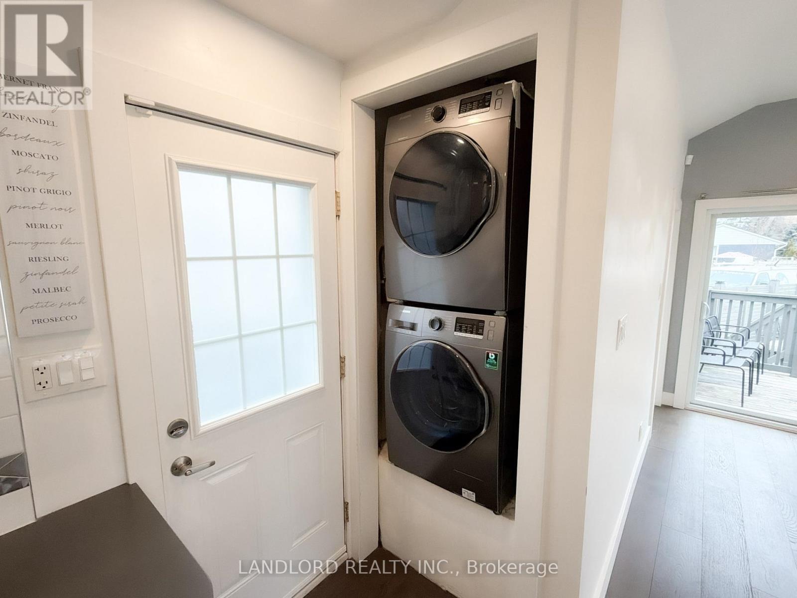 Main Floor - 18 Deerfield Road, Toronto, Ontario  M1K 4X6 - Photo 17 - E12650370