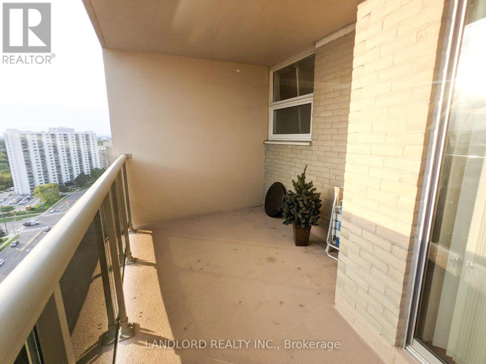 2002 - 299 Mill Road, Toronto, Ontario  M9C 4V9 - Photo 8 - W12608700