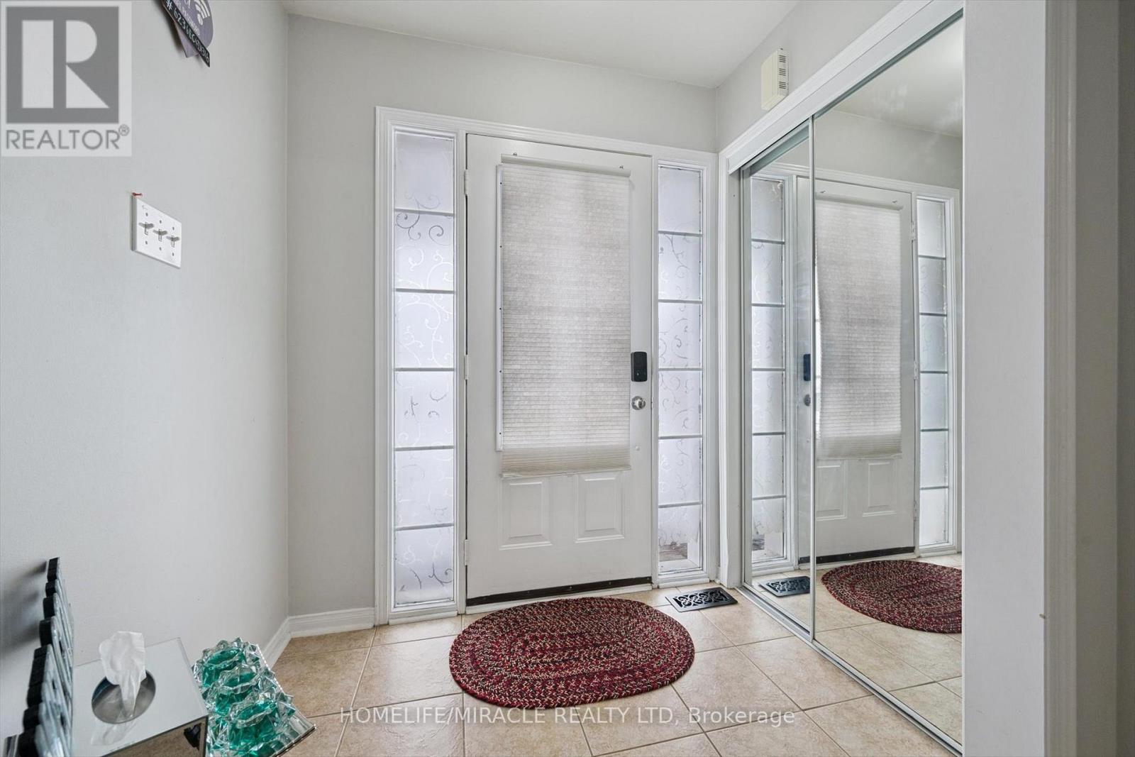 78 Snowberry Crescent, Halton Hills, Ontario  L7G 6M8 - Photo 5 - W12684886