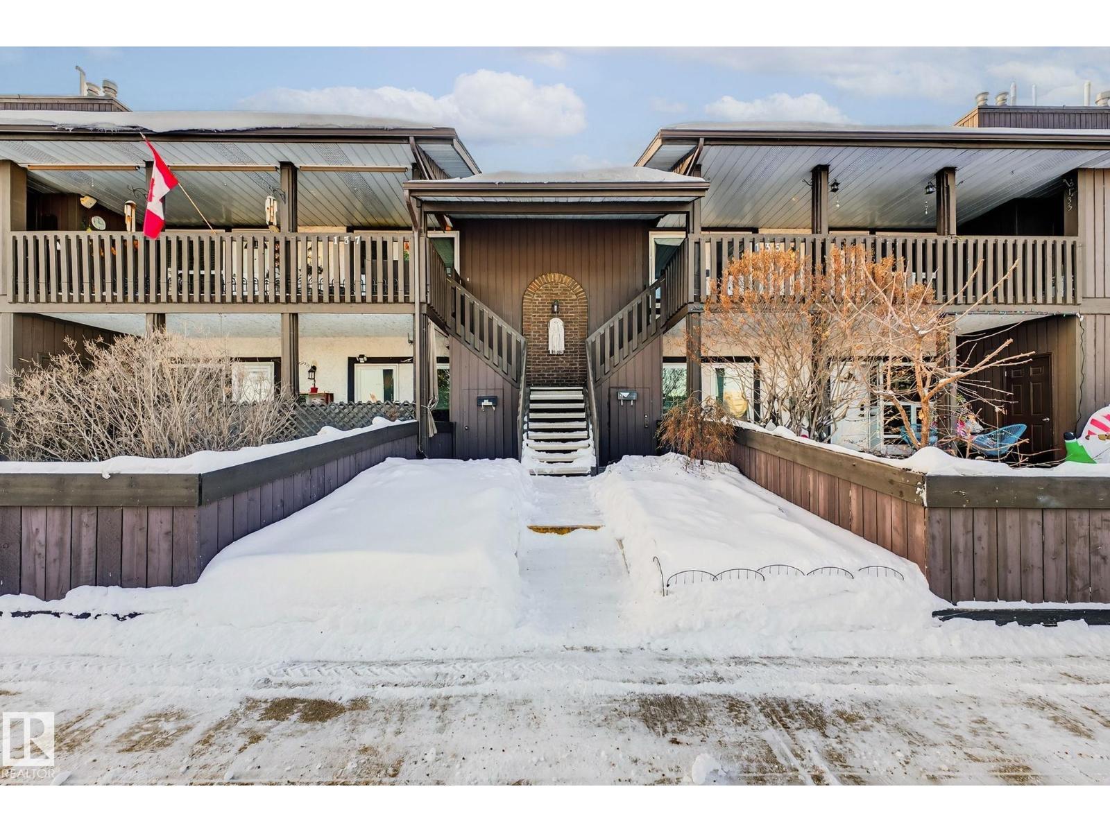 135 Surrey Gardens Nw, Edmonton, Alberta  T5T 1Z3 - Photo 3 - E4469572