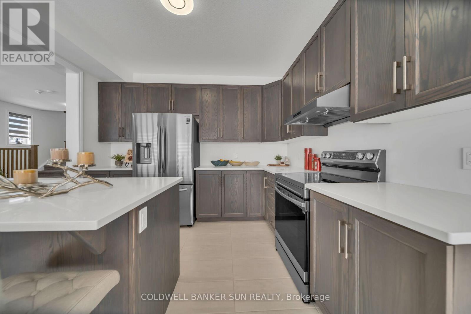 27 Gourlay Farm Lane, North Dumfries, Ontario  N0B 1E0 - Photo 11 - X12684910